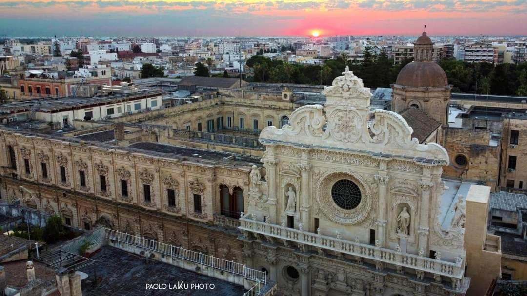Lecce Stazione Centrale Bagian luar foto